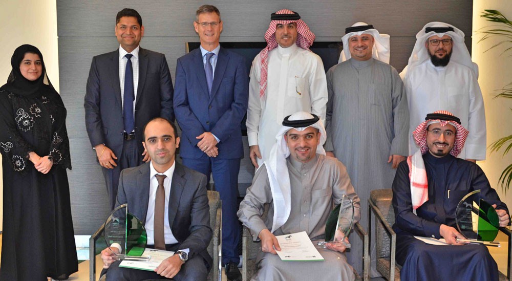 بيت التمويل يكرم الموظفين المتميزين بجوائز "فرسان بيتك"
