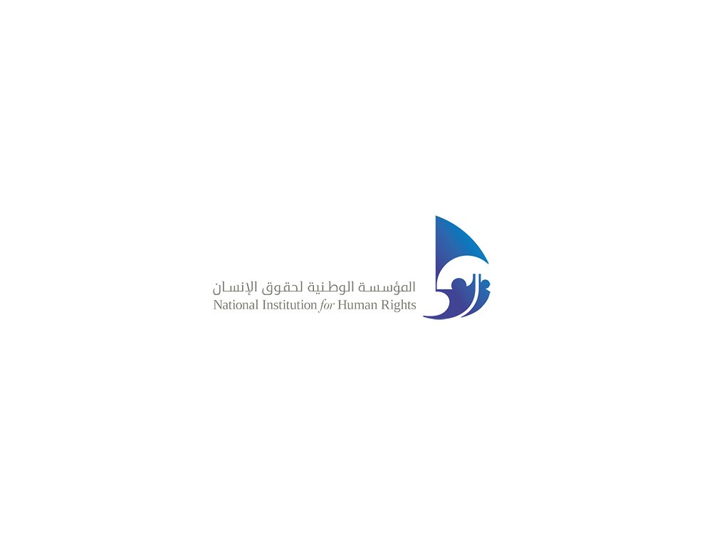 الوطنية لحقوق الإنسان : نتابع موضوع ترويج عقار طبي محظور باحدى المدارس