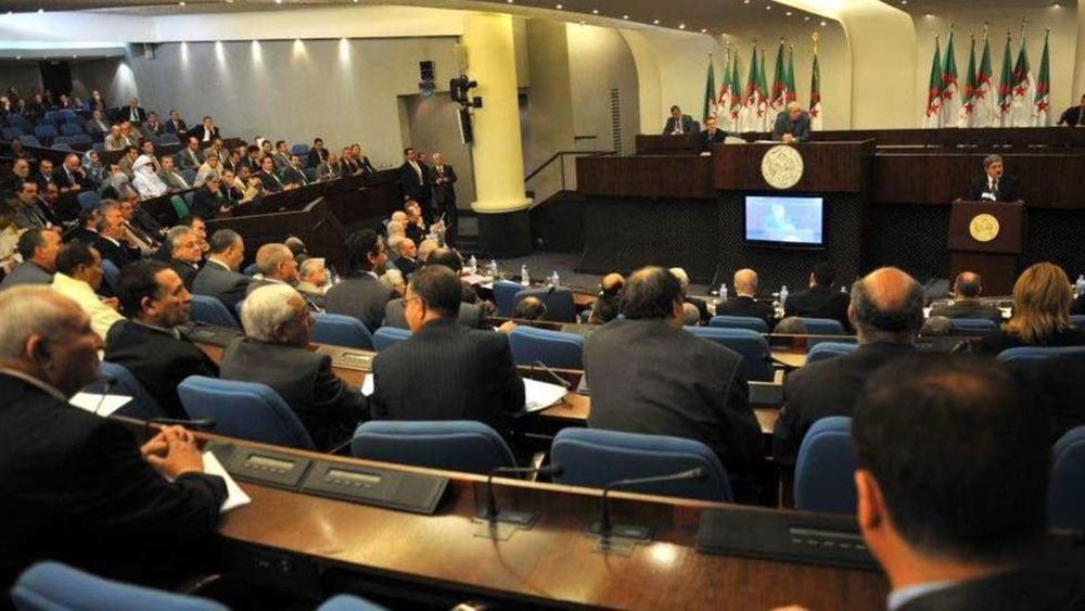 الجزائر.. استقالة نواب حزب العمال من البرلمان