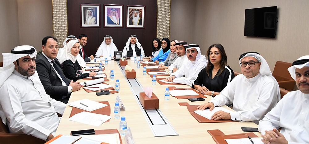 بحث المشاريع الخدمية في محافظة العاصمة واحتياجات الأهالي