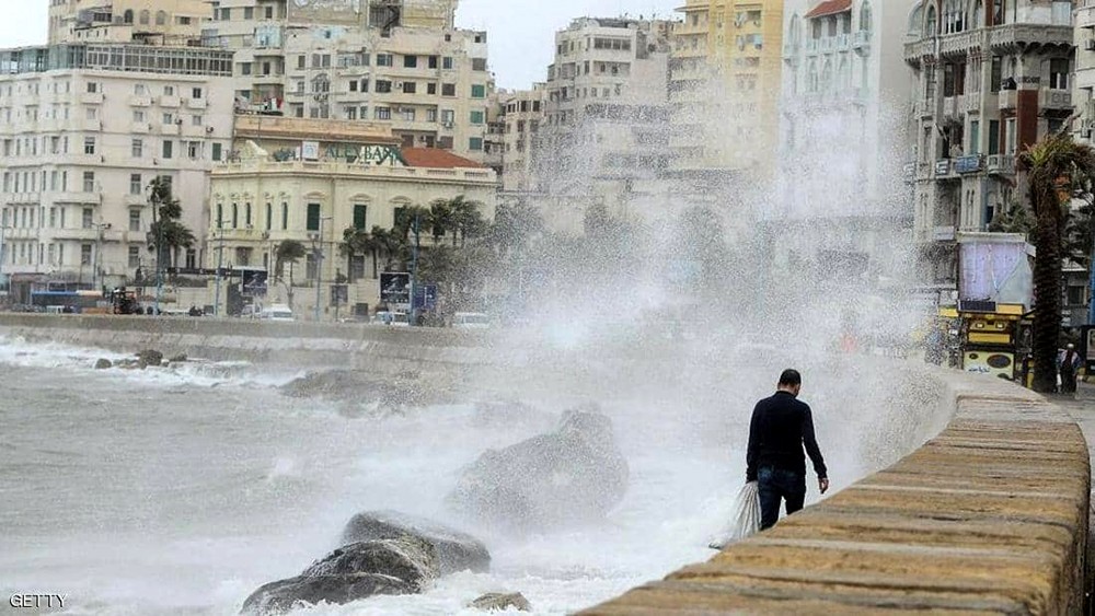 مصر "تغلق" 3 موانئ بسبب الأحوال الجوية