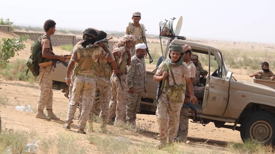 اليمن.. اشتباكات عنيفة شمال الضالع و"الحوثي" يحشد