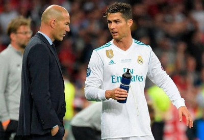  رونالدو يشيد بزيدان.. ويكشف سر نجاحه مع ريال مدريد