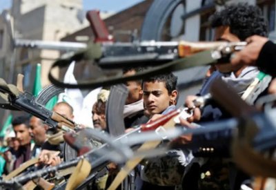 اليمن.. "الحوثي" يستخدم المدنيين في الحديدة دروعا بشرية