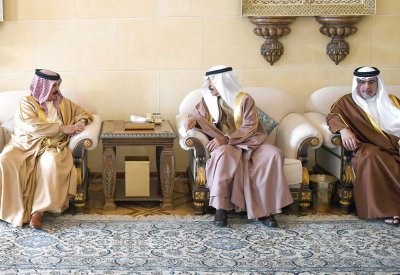 جلالة الملك يقدم التعازي إلى سمو رئيس الوزراء بوفاة سمو الشيخة عائشة بنت سلمان