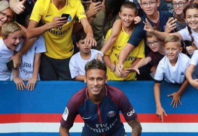 نيمار يصارع الإصابة للحاق بكأس فرنسا