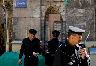 مقتل ضابط وشرطيين في هجوم مسلح بالقاهرة