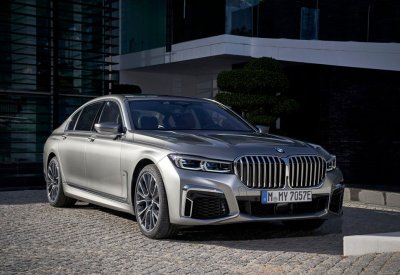 BMW تستعرض طرازاتها الكهربائية في أول معرض مخصص