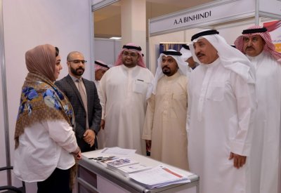 وزير العمل يفتتح معرض التوظيف العام