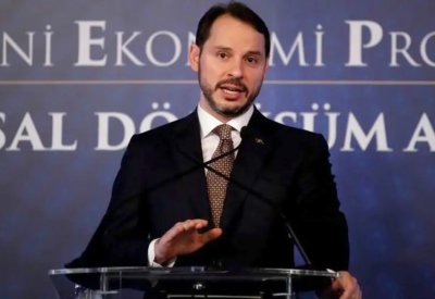 صهر أردوغان يفشل في إقناع المستثمرين بتجديد الثقة في اقتصاد تركيا