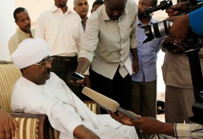 السودان.. استقالة مدير الأمن والمخابرات صلاح قوش