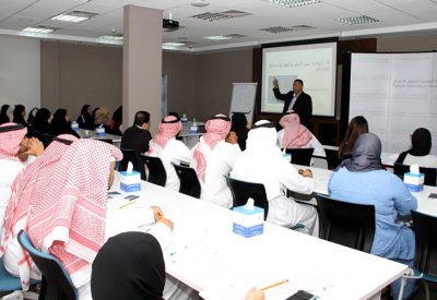 حقوق الإنسان والأولمبية تنظمان ورشة (الصحة والسعادة)