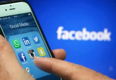 فيسبوك يعاني مشكلة في تحديث "الأخبار"
