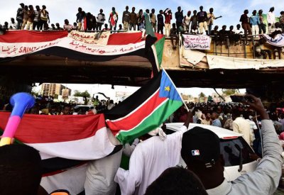 السودان.. إزالة المتاريس تستنفر معتصمي القيادة العامة