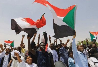 الاتحاد الأفريقي يهدد بتعليق عضوية السودان