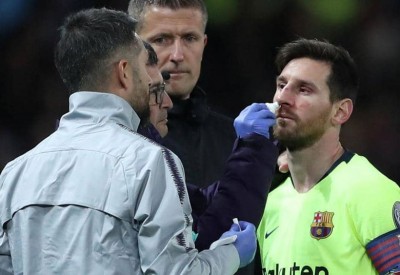 مدرب برشلونة يكشف حالة ميسي قبل "موقعة الشياطين"