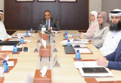 خلف يترأس الاجتماع التاسع لفريق خفض المصروفات التشغيلية