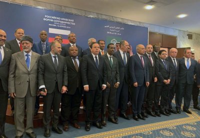 سفير  البحرين في موسكو يشارك في اجتماعات التعاون العربي الروسي
