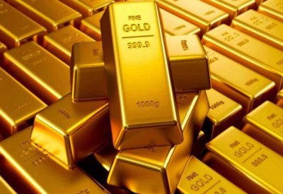 الذهب قرب أدنى مستوى في 4 أشهر