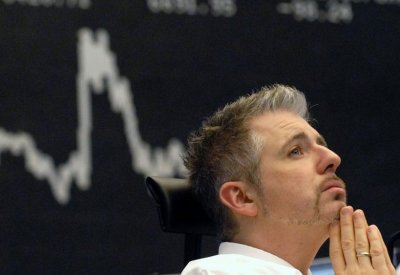 أسهم أوروبا تهبط من أعلى مستوى بـ8 أشهر