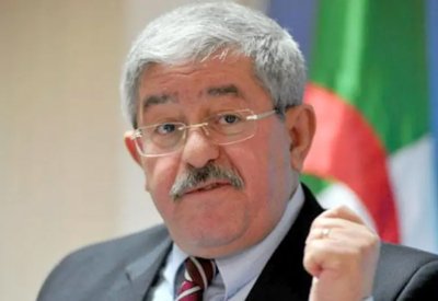 الجزائر.. المحكمة تستدعي رئيس الوزراء السابق