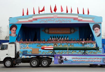 إيران تنفي "مفاوضات صاروخية سرية"