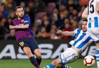 جوردي ألبا ينقذ برشلونة من فخ ريال سوسيداد