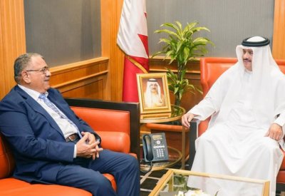 مساعد وزير الخارجية يستقبل رئيس جمعية المحامين البحرينية