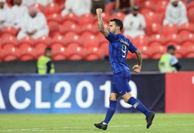 بهدف جوفينكو.. الهلال يُسقط الاستقلال ويقترب من التأهل