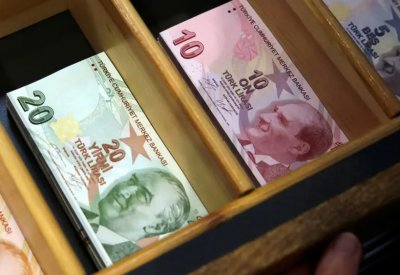 الليرة التركية تهبط مجدداً لأضعف مستوى في 6 أشهر
