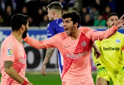 برشلونة يهزم ألافيس ويقترب من حسم اللقب