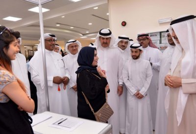 الباحثين عن العمل: معرض التوظيف يوفر فرص عمل مجزية