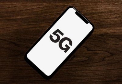 ترقبوا.. آيفون 5G قد يأتي بأواخر 2020