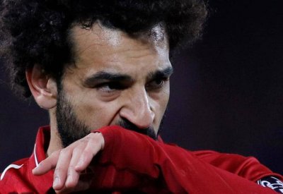 "ضربة موجعة" جديدة لصلاح.. وإنجاز لـ4 لاعبين من ليفربول