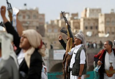 الحوثي يهدد وزراء "المؤتمر الشعبي" بمحاكمتهم في تهم فساد