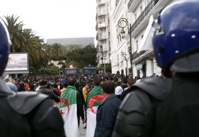 الجزائر.. إضراب عمال البريد والاتصالات 3 أيام