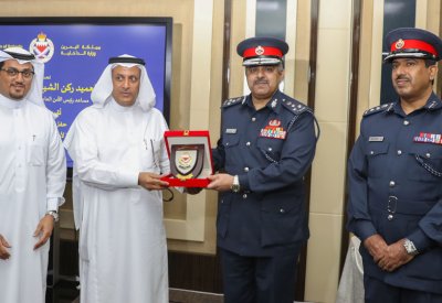 تخريج دورة التأسيسية لأمن المنشآت والتفتيش والسلامة العامة