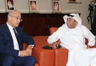 رئيس الغرفة يبحث مع السفير التونسي تنشيط التجارة والسياحة 
