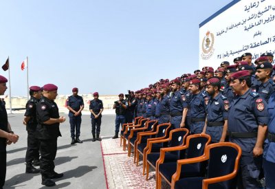وزير الداخلية ينيب رئيس الأمن العام لحضور حفـل تخريج دورة الصاعقة التأسيسية المشتركة 