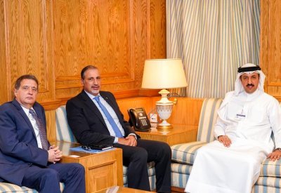 الشيخ عبدالله بن أحمد يستعرض آفاق التعاون مع مسؤول إدارة الشؤون السياسية وحفظ السلام بالأمم المتحدة