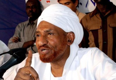 الصادق المهدي: الجيش حمى السودانيين من المشروع الدموي