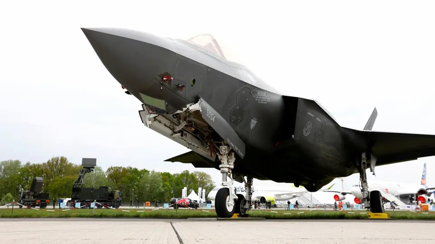 البنتاغون يعلق رسمياً تسليم طائرات F - 35 إلى تركيا