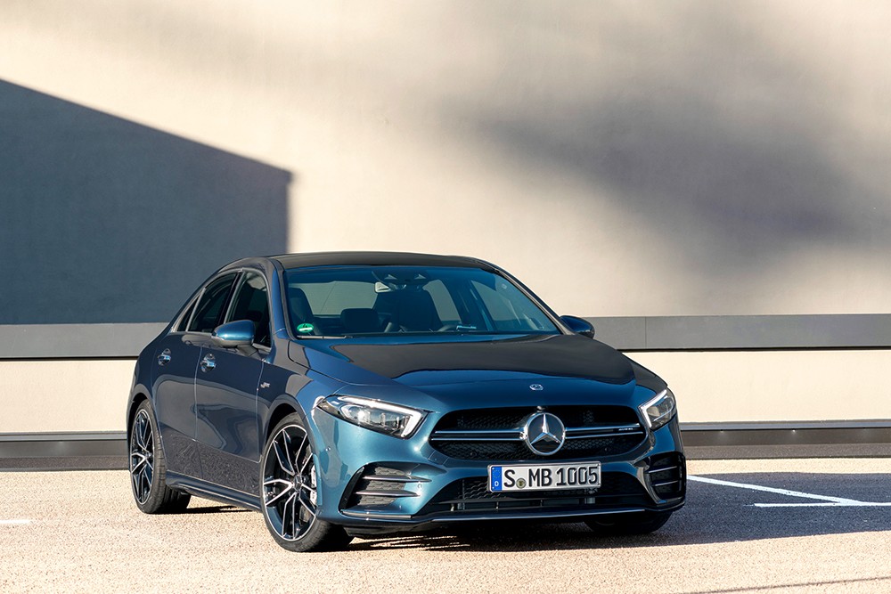 مرسيدس-AMG  تقدم سيارة جديدة من السيارات المدمجة