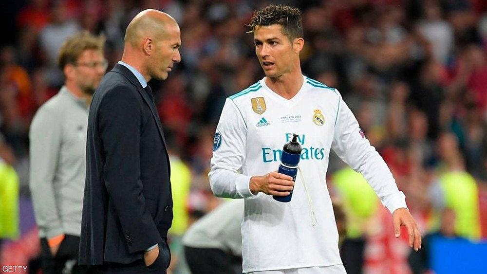  رونالدو يشيد بزيدان.. ويكشف سر نجاحه مع ريال مدريد