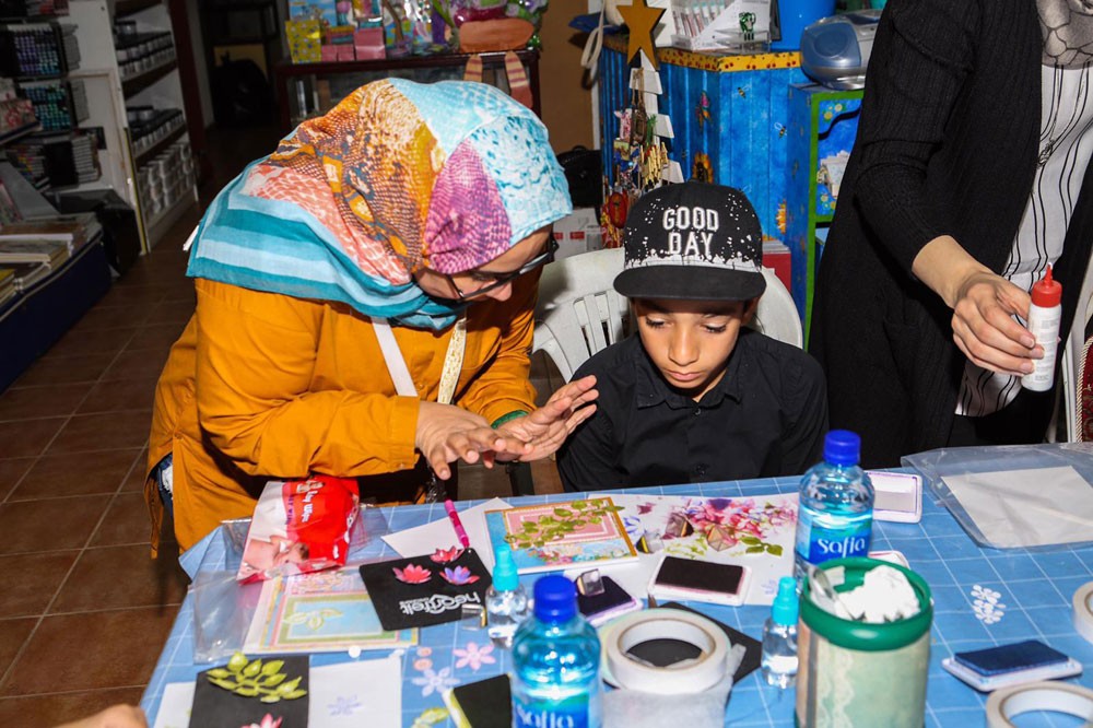 مبادرة "ابتسامة" تنظم ورشة فنية لأبطالها الصغار