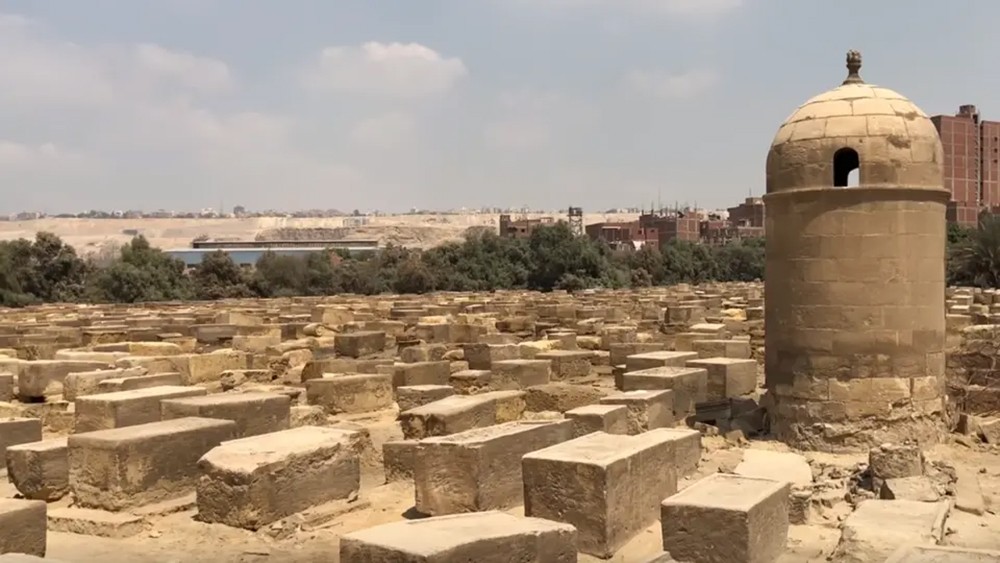 تفاصيل أقدم مقبرة لليهود بمصر.. وهؤلاء أشهر من دفنوا بها 