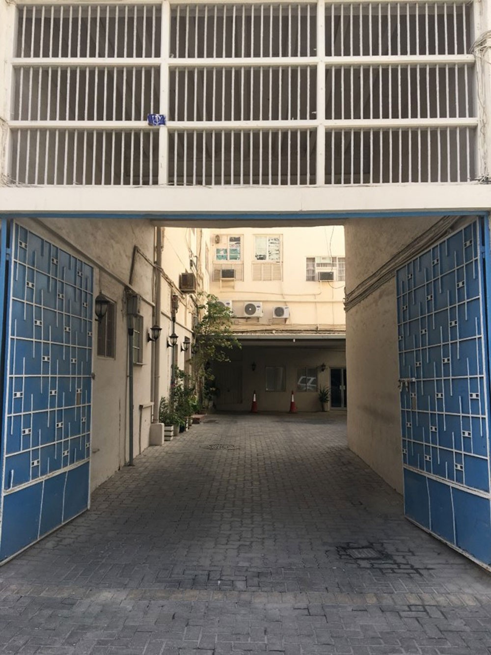 سينما يتيم تواصل عروضها في المنامة