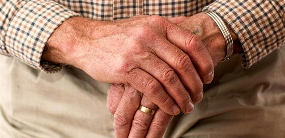 خطأ طبي عجيب أفقده رجولته وكلّف 12 مليون دولار!