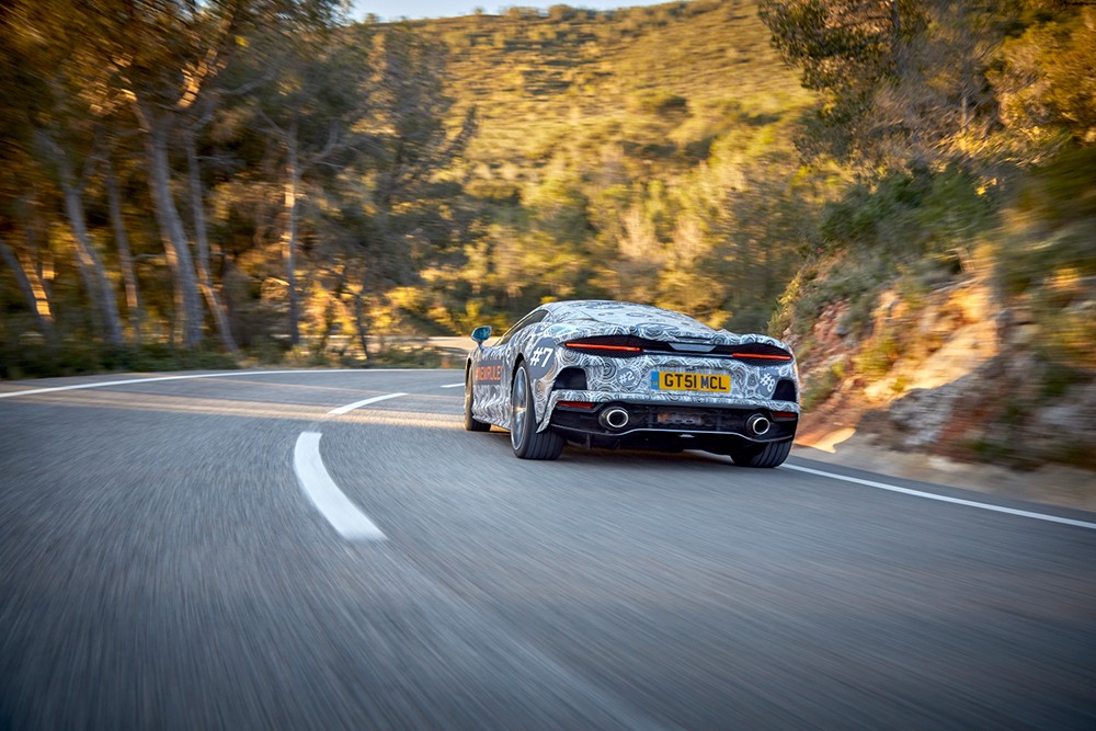 ماكلارين تستعد لإطلاق سيّارتها من فئة Grand Tourer
