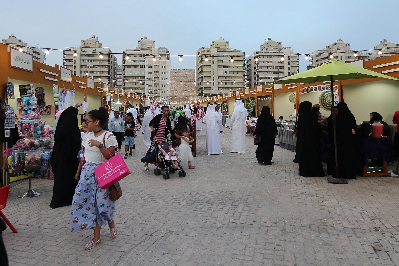 أكثر من 100 ألف زائر في الأسبوع الأول من أيام الشارقة التراثية الـ17